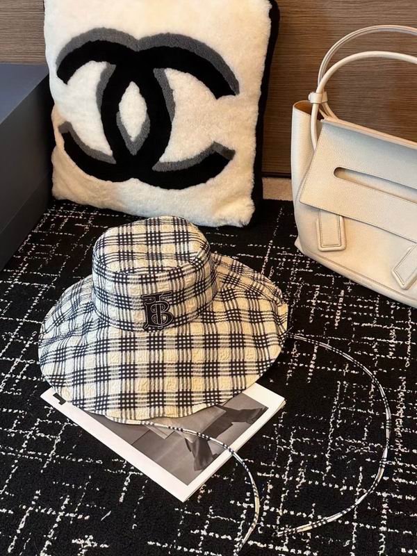 Burberry hat (25)